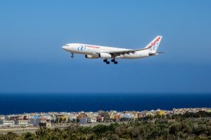 Read more about the article Buying Last Minute Flights